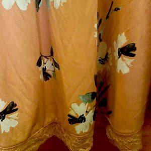 Torrid Blouse size 1 - lace details